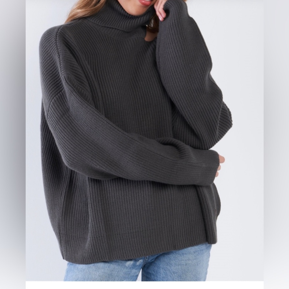 NWT PeaceLoveworld Oversized Charcoal Heather turtleneck dolman sleeves sweater
